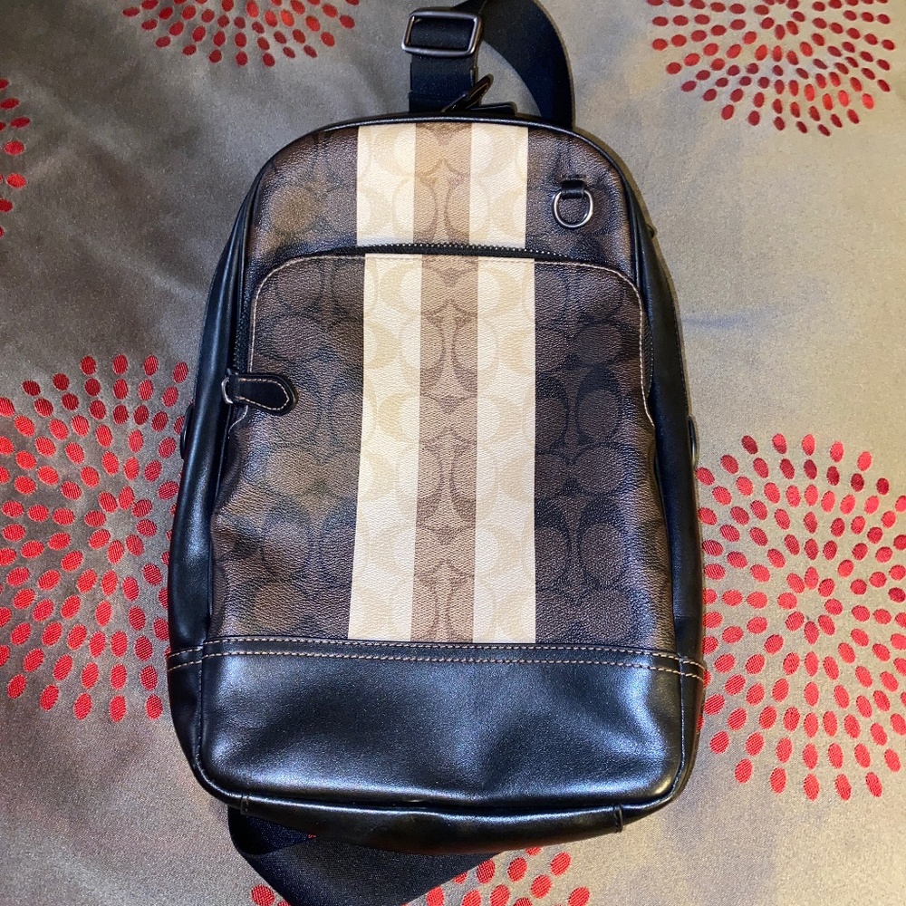 Coach Graham Pack In Blocked Signature Canvas With Varsity Stripe Bag